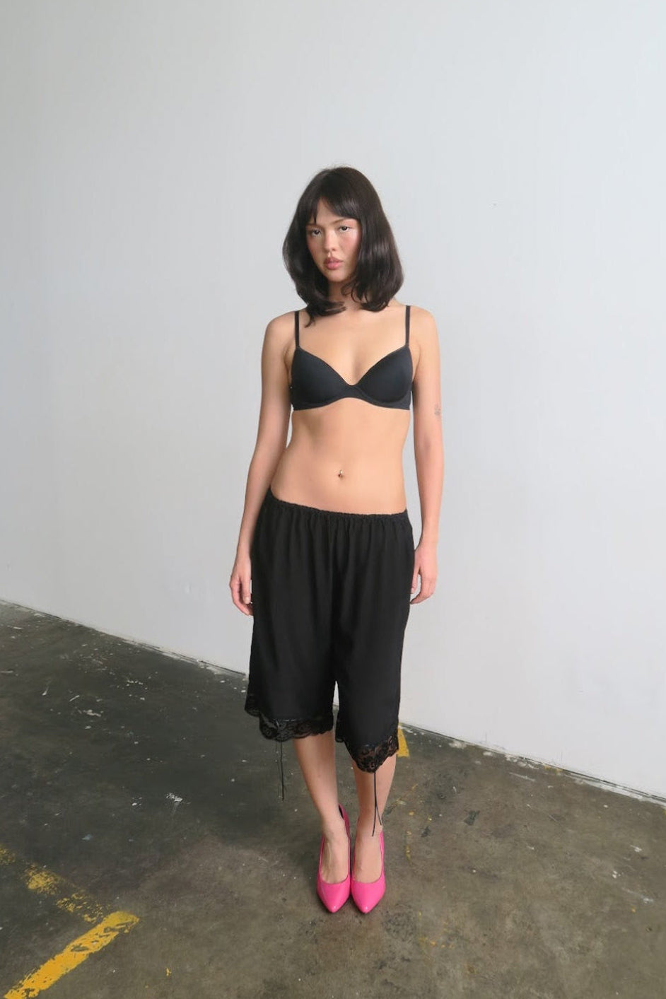 Verona Silk Capris - Black